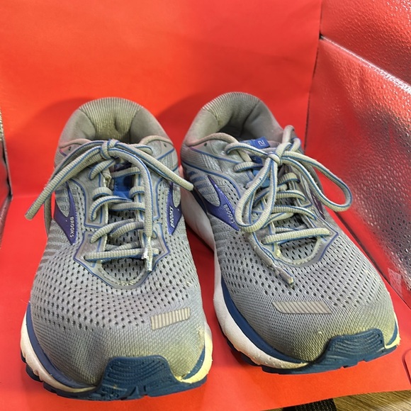 Brooks Men Ghost 12 Running Sneakers size 105 in great condition - Picture 2 of 6